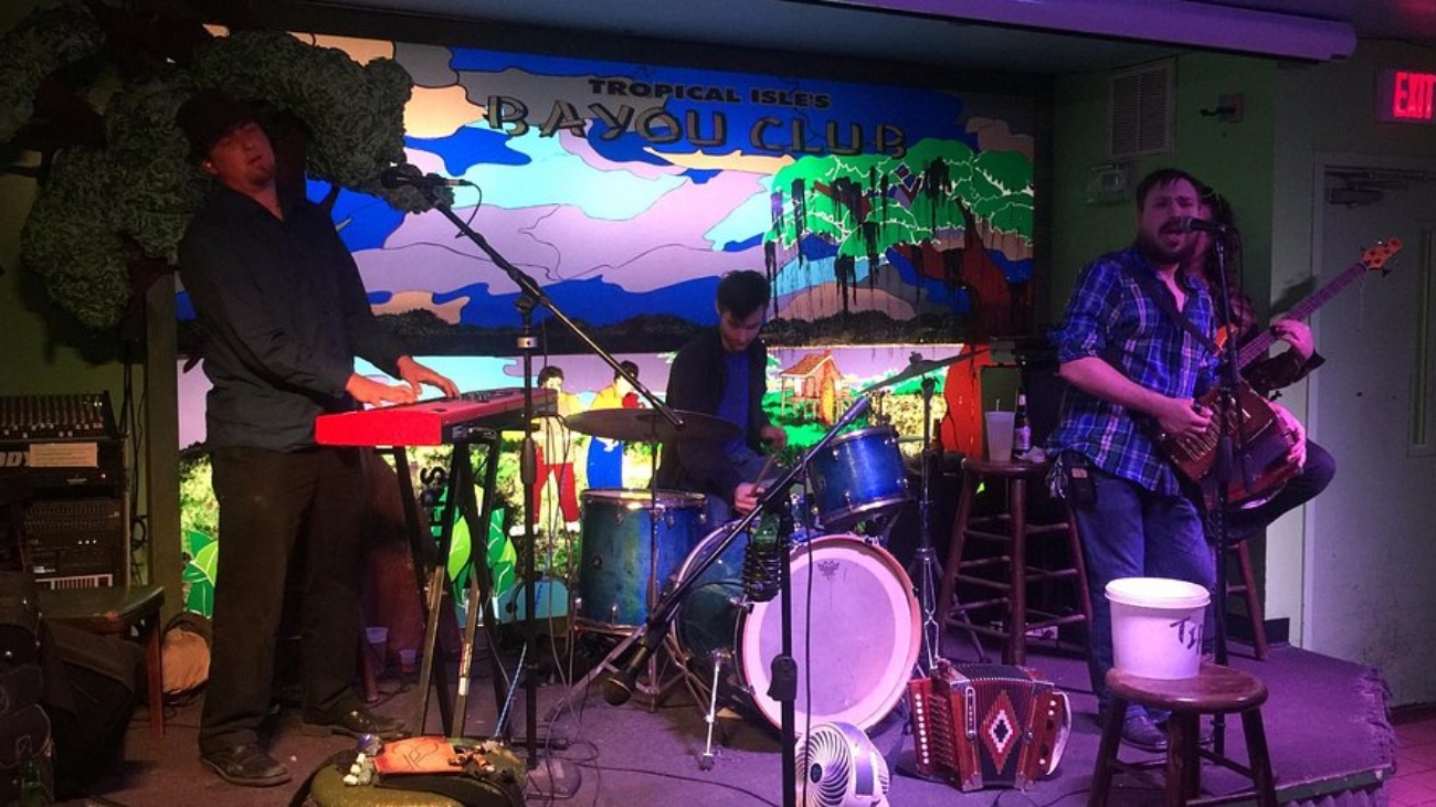 the-bayou-club-on-bourbon