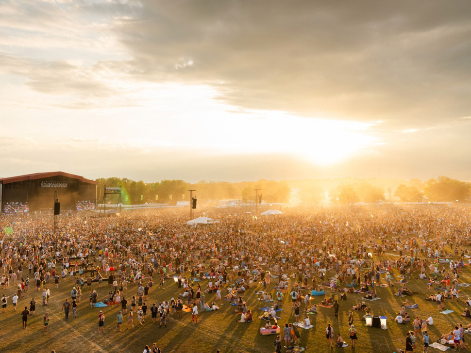 Bonnaroo-Facebook